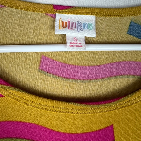 Colorful Patterned T-Shirt - Picture 2 of 7